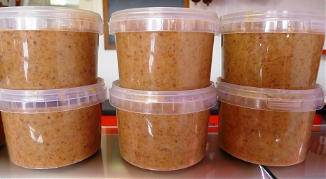 Minced pork cracklings