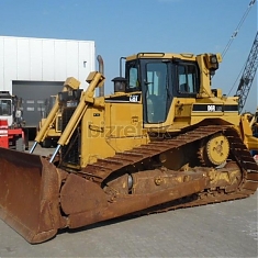 Pásový dozér Caterpillar