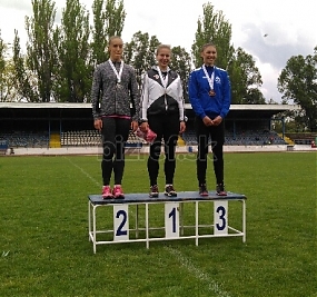 Sabína Hádeková MAJSTERKA SLOVENSKA v sedemboji žiačok