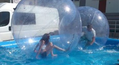 Aqua zorbing – vodné bubliny