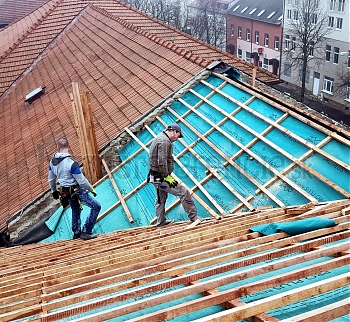 Kompletná revitalizácia - rekonštrukcia strechy Bratislava,