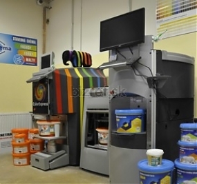 Miešanie omietok a farieb na počkanie