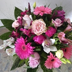 RUŽOVÁ MIEŠANÁ KYTICA