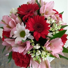 RUŽOVO – ČERVENÁ KYTICA