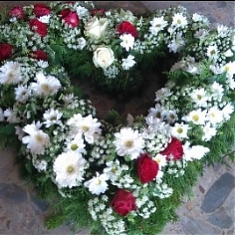 VIAZANÝ VENIEC SRDCE