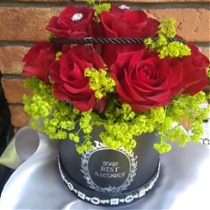 KLASICKÉ ČERVENÉ RUŽE