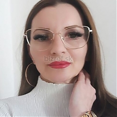 módny doplnok od Guess