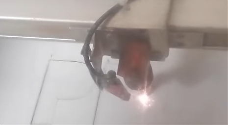 Rezanie šablónov s CO2 laserom