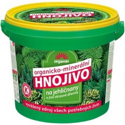 Hnojivo na ihličňany a okrasné dreviny