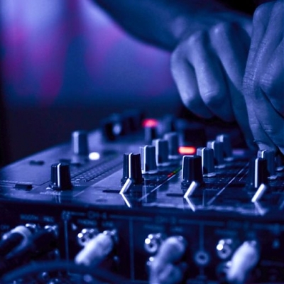 DJ služby