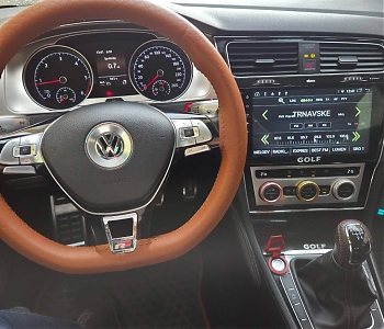 VW Golf VII   1.6 Diesel 81 KW    r. 2017