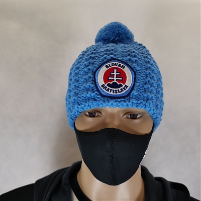 ŠK Slovan Zimná čiapka s brmbolcom belasá