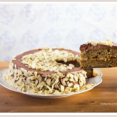 Banánovo-karamelová torta