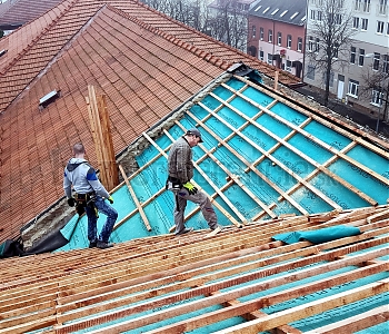 Kompletná revitalizácia - rekonštrukcia strechy Bratislava,