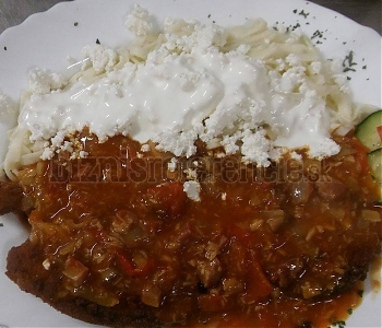 Rybací paprikáš s tvarohovými haluškami