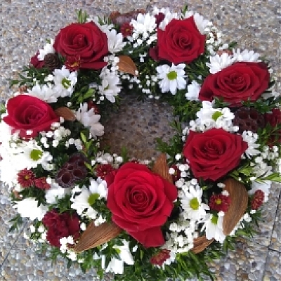 Okrúhly vypichovaný veniec