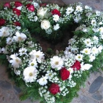 Viazaný veniec Srdce