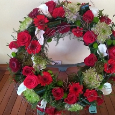 SMÚTOČNÝ VYPICHOVANÝ VENIEC RUŽA