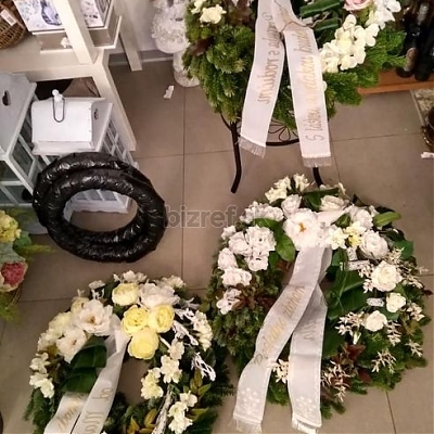 Pohrebné vence - využite donáškovú službu