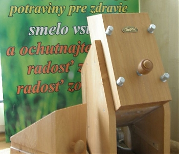 Elektrický mlynček na obilie