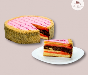 Ikonická punčová torta   - Jedna z tort, ktorá patrí medzi naše najpredávanejšie.